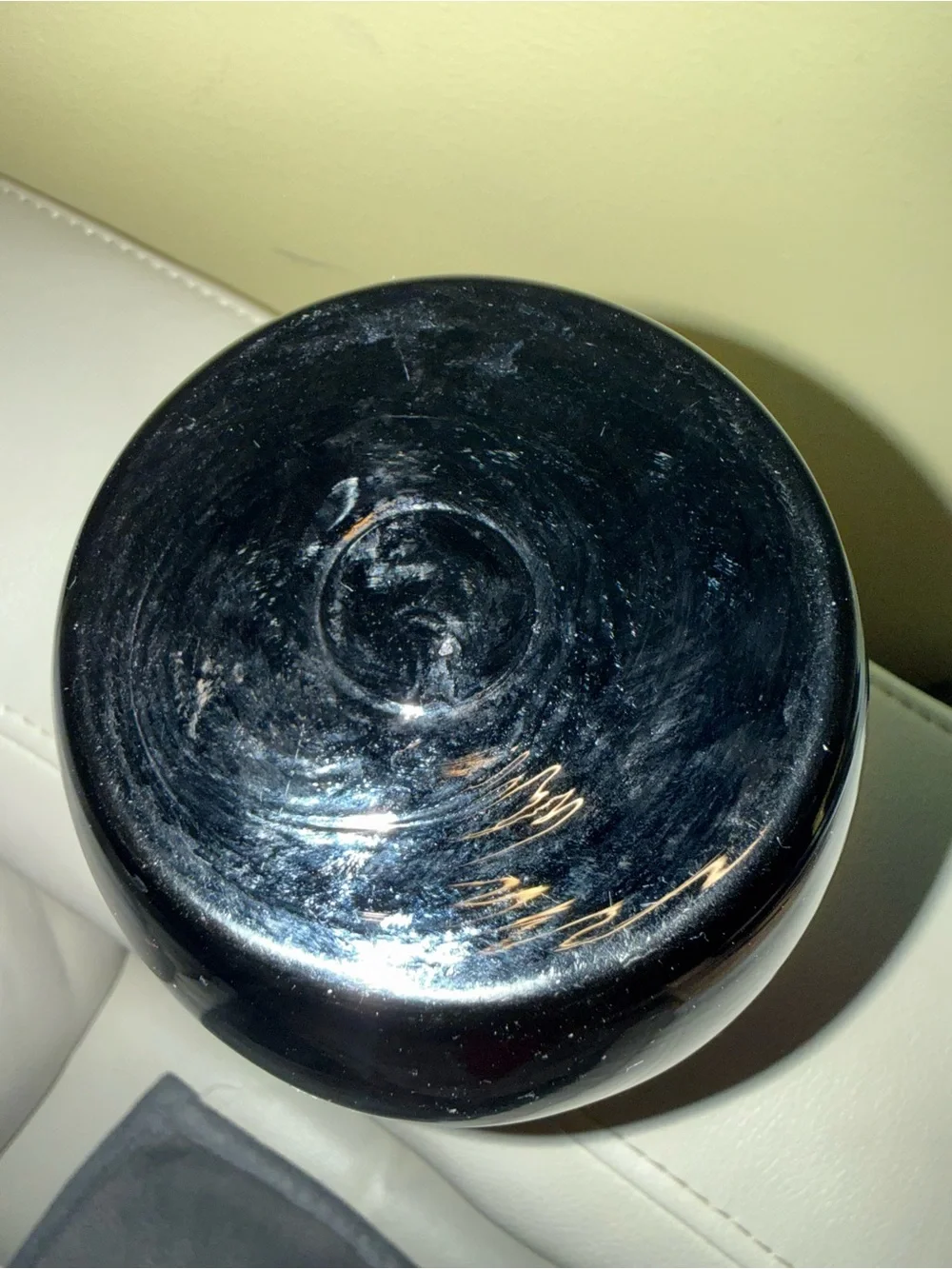 Glossy Black amethyst Decorative Vase